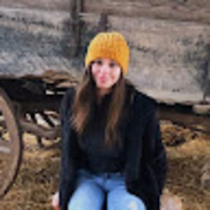 Meet your Posher, Hannah